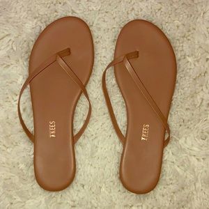 Must Have!! Beautiful Brand New Tkees Sandal!!